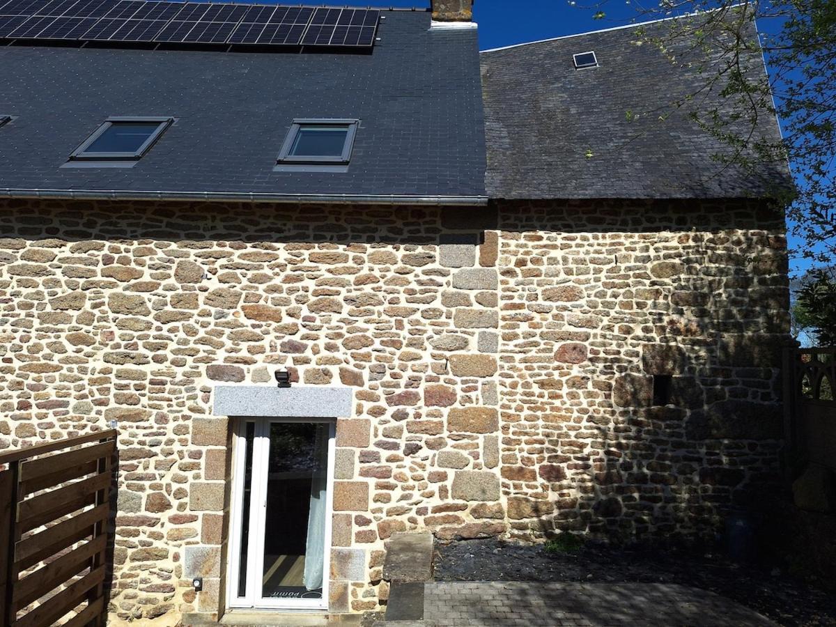 Au Lutin Pommé - Maison de vacances Bretagne Mellé Exterior foto